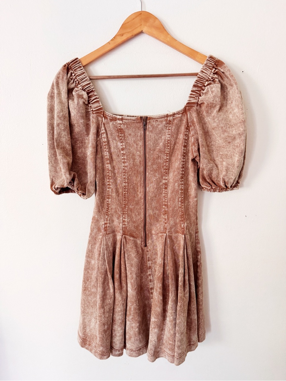 Flying Tomato Square Neck Puff Sleeve Mini Dress in Brown Small - Picture 4 of 4